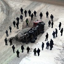 Фото приколы Казусные дорожно-транспортные происшествия (35 фото)