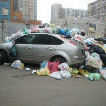 Фото приколы Полезное в мусорных баках (22 фото)