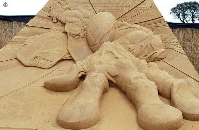 Грандиозные скульптуры из песка 14