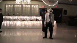 Позитивный танец на свадьбе