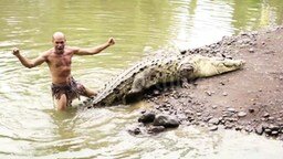 Смотреть Человек-крокодил