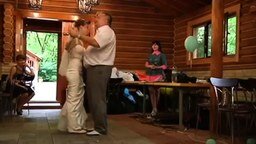Смотреть Танец невесты и её отца
