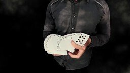 Смотреть Ловкость рук карточного игрока