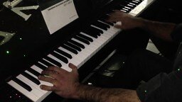 Смотреть Самые быстрые пальцы на пианино