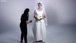 Смотреть Мода на свадебные платья в течение ста лет