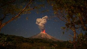Наглядное извержение вулкана