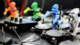 Смотреть Музыка от роботов Лего