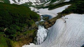 Смотреть Красота Камчатки в водопадах