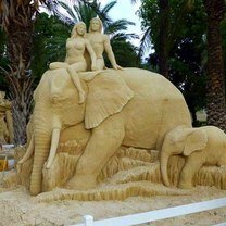 Грандиозные скульптуры из песка фото