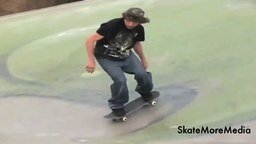 Смотреть Величайшие трюки на скейтборде