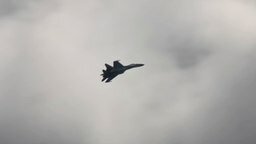 Смотреть Представление самолётов Су-35