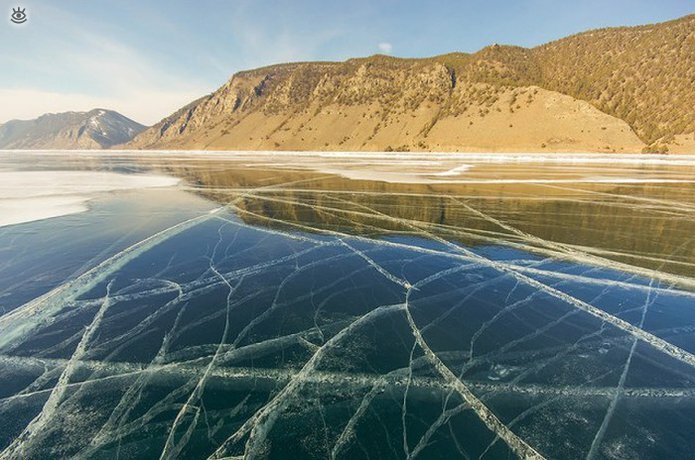 Озеро Байкал зимой 20