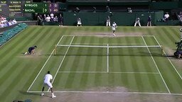 Ловкий удар теннисиста